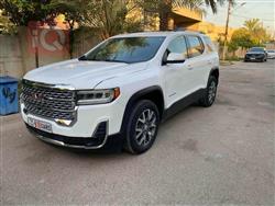 GMC Acadia